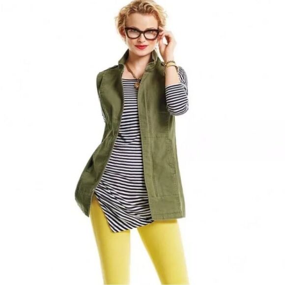 Cabi Explorer Utility Vest in Olive Green Style# 5101 Size Medium Full Zip - Picture 1 of 15